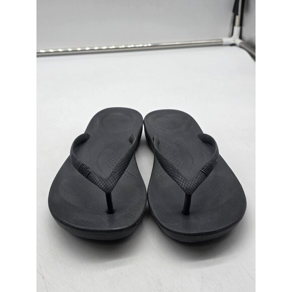 FitFlop Sandals Womens Size 7 Black IQushion Thong Flip Flop Comfort Shoes - Picture 3 of 11